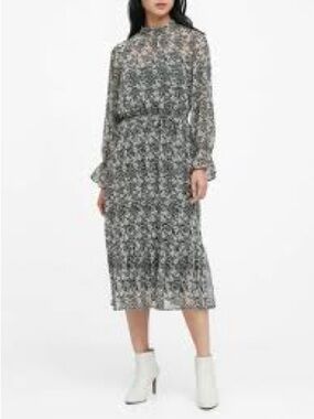 Banana Republic Black and White Floral Midi Dress Sz 12